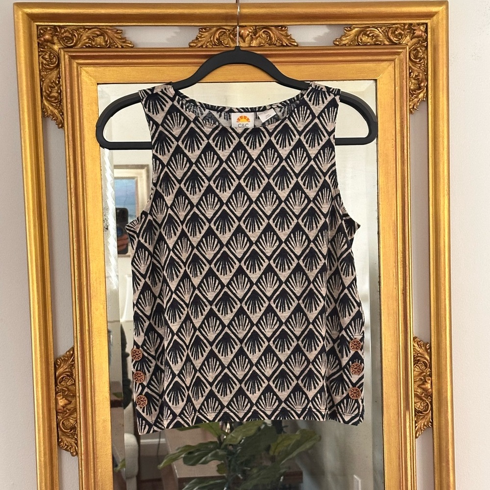 C&C California Black and Cream Geometric 100% Linen Top/S
